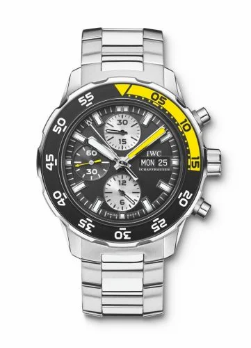 IWC Aquatimer Chronograph Stainless Steel / Black / Bracelet IW3767-01 (3767-01, IW376701)
